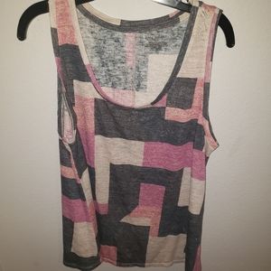 Geometric Print Tank